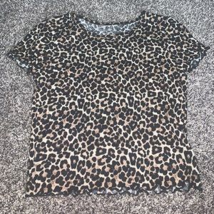 Cheetah print crop top🐆